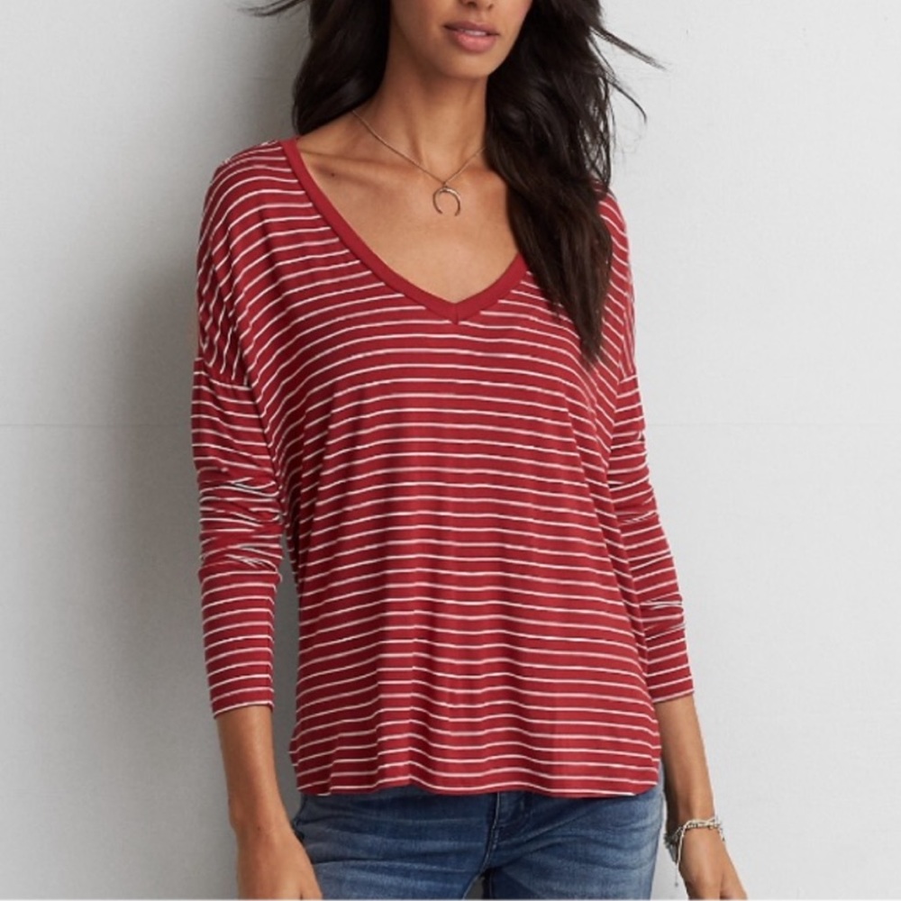 American Eagle Soft & Sexy T Long Sleeve Red and White Striped V-Neck Slub Top